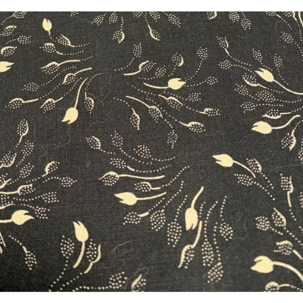 Marcus Brother Textiles 1 yard + 4" Black & White Floral Cotton Fabric Quilting